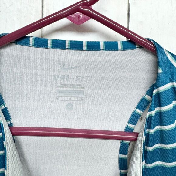 Nike Tank Top Women Size Medium Stripe Pure Diffused Jade/Matte Silver Atheltic - Picture 2 of 5